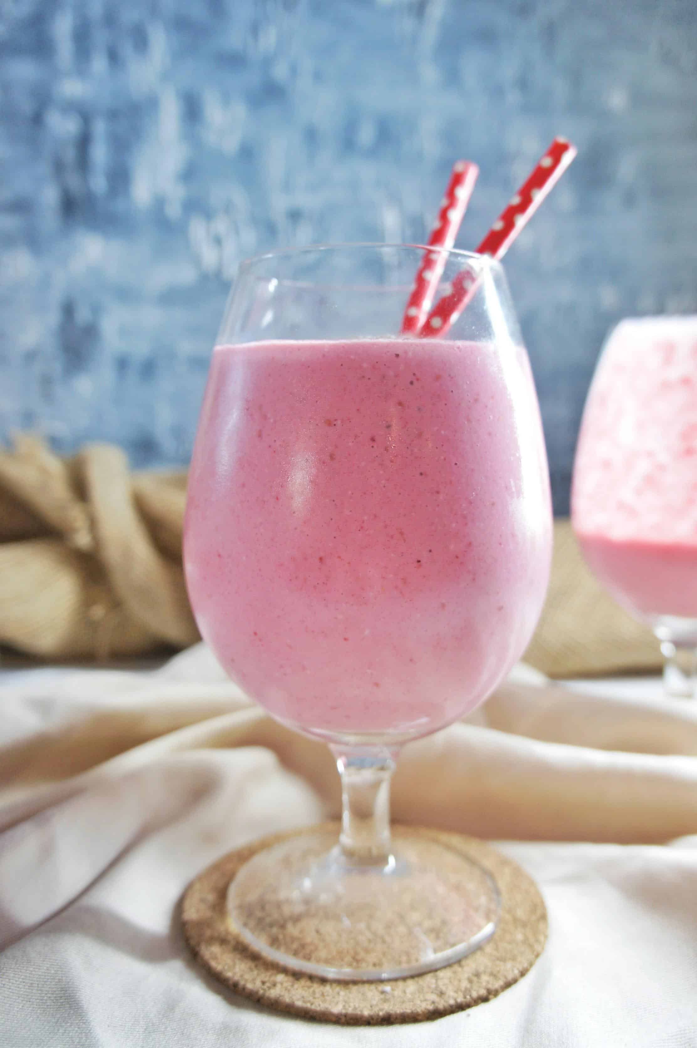 Raspberry Oat Smoothie | Sweet Caramel Sunday