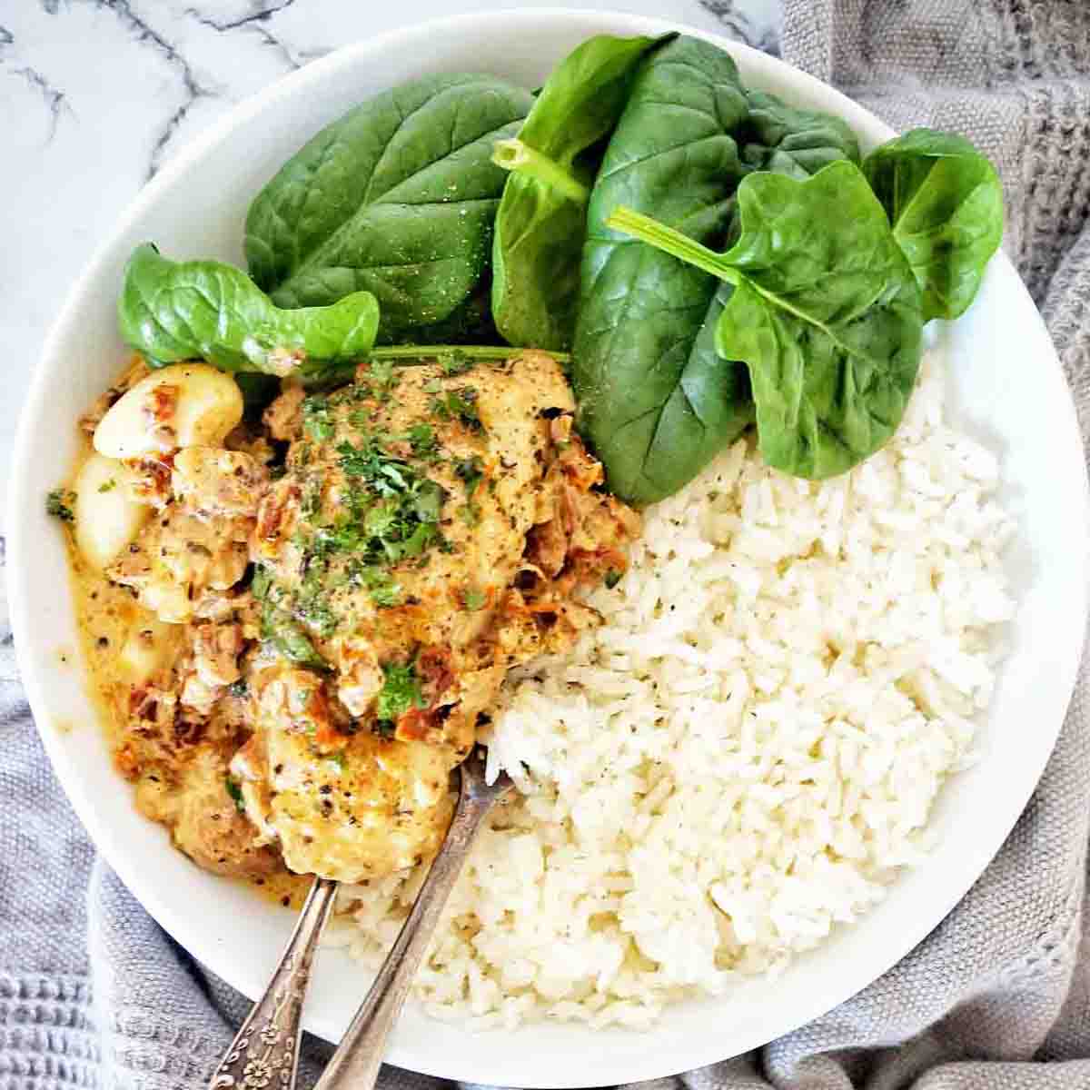 Creamy Garlic Chicken Thighs - Sweet Caramel Sunday